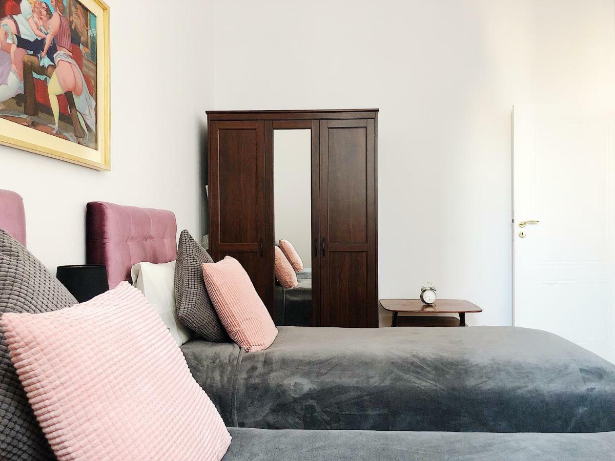 קרקוב Tcf Home - Big Apartment With Free Garage מראה חיצוני תמונה